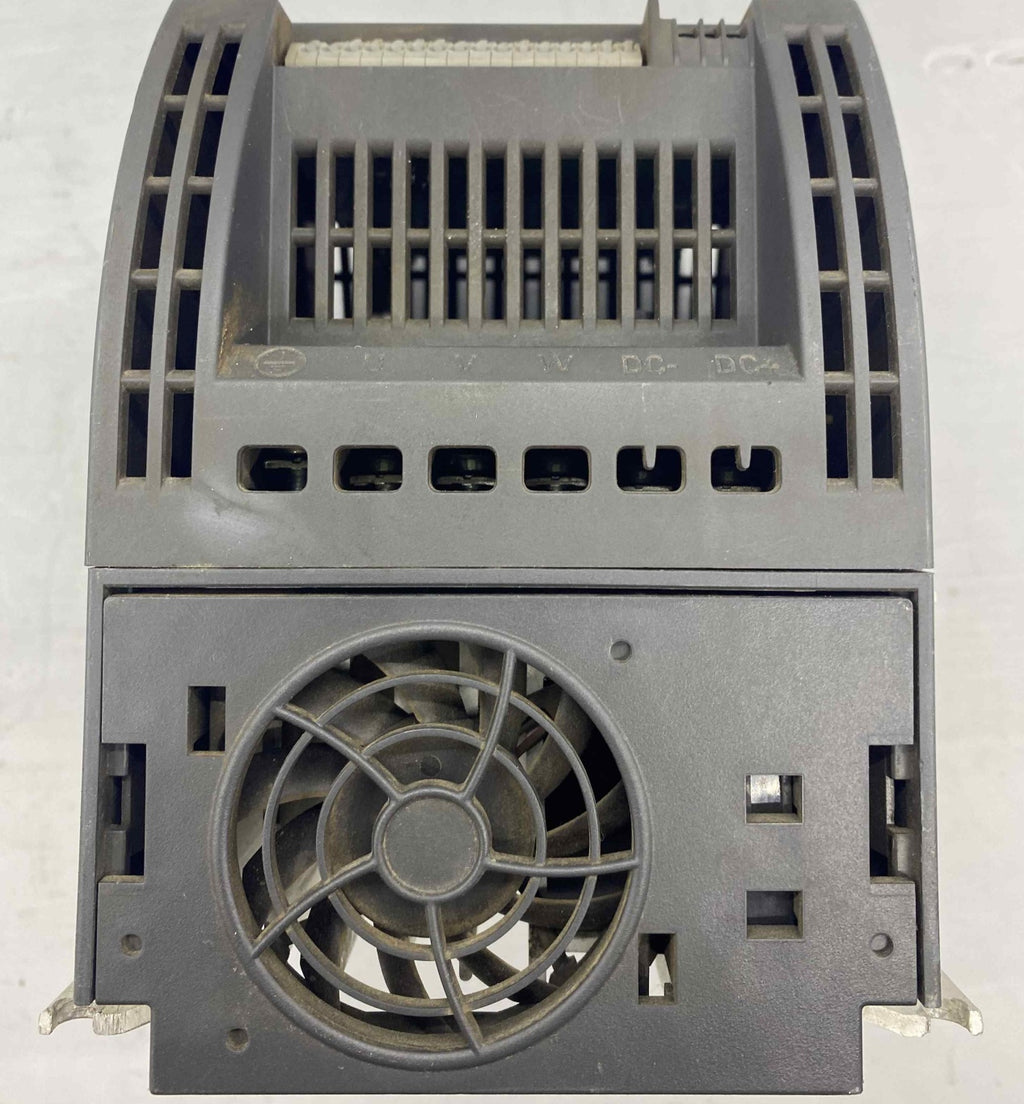 SIEMENS 6SE3210-5BE24-0UV0 4KW 380V SÜRÜCÜ