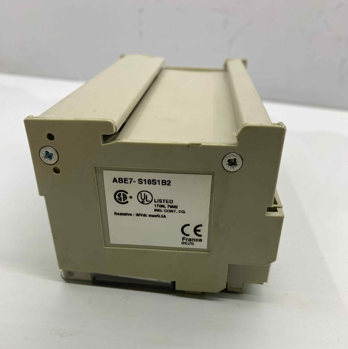 TELEMECANİGUE ABE7-S16S1B2  PLC