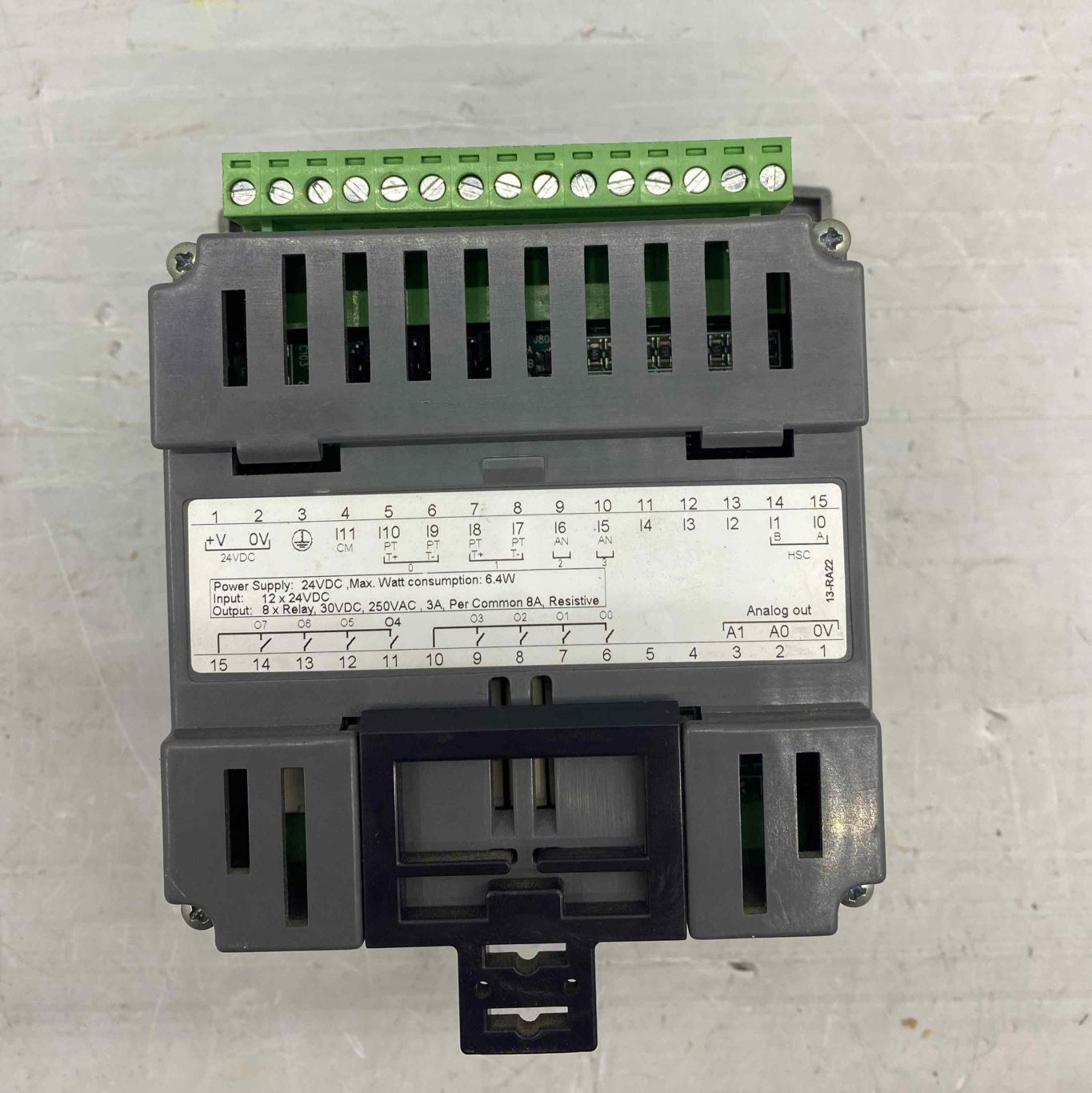UNITRONİCS V130-33-RA22  EKRAN
