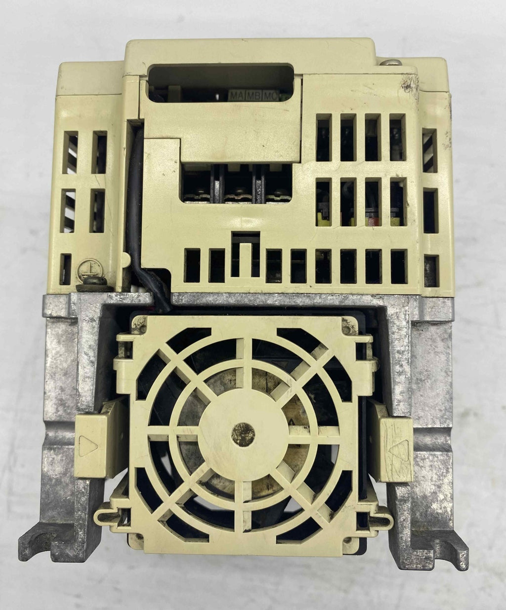YASKAWA CIMR-J7AZ21P5 1.5KW 220V SÜRÜCÜ
