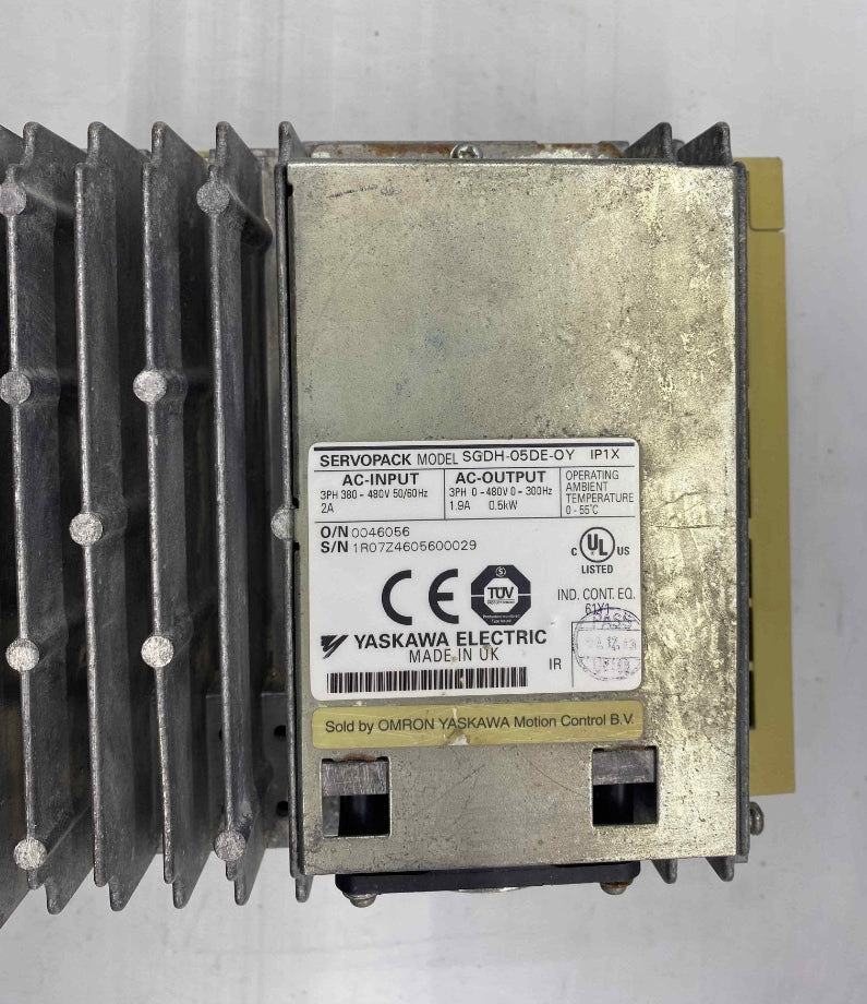 YASKAWA SGDH-05DE-OY 0.5KW 380V SERVO SÜRÜCÜ