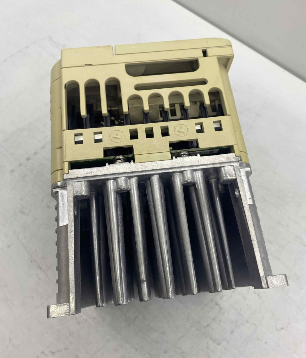 YASKAWA CIMR-JC4A0004BAA  0.75-1.1KW 380V  J1000 SERİSİ  SÜRÜCÜ