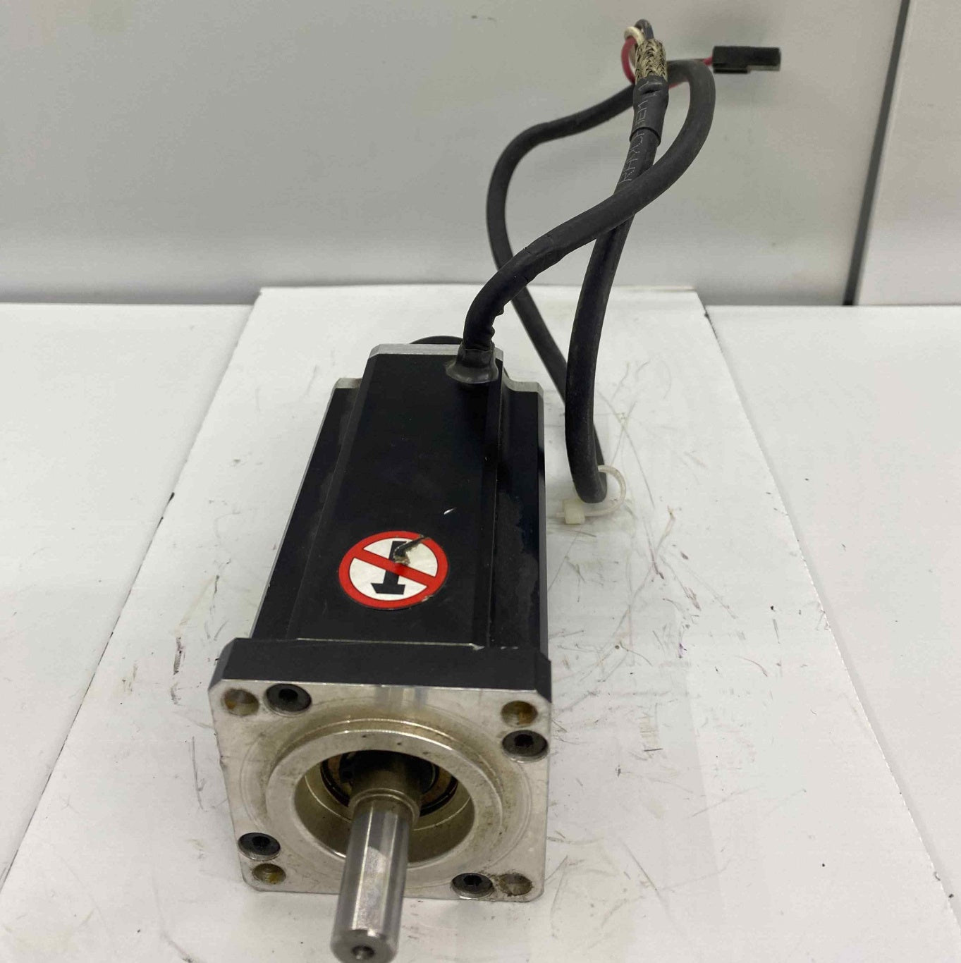 YASKAWA [SGMAH-02A1A-HL11]  SERVO MOTOR