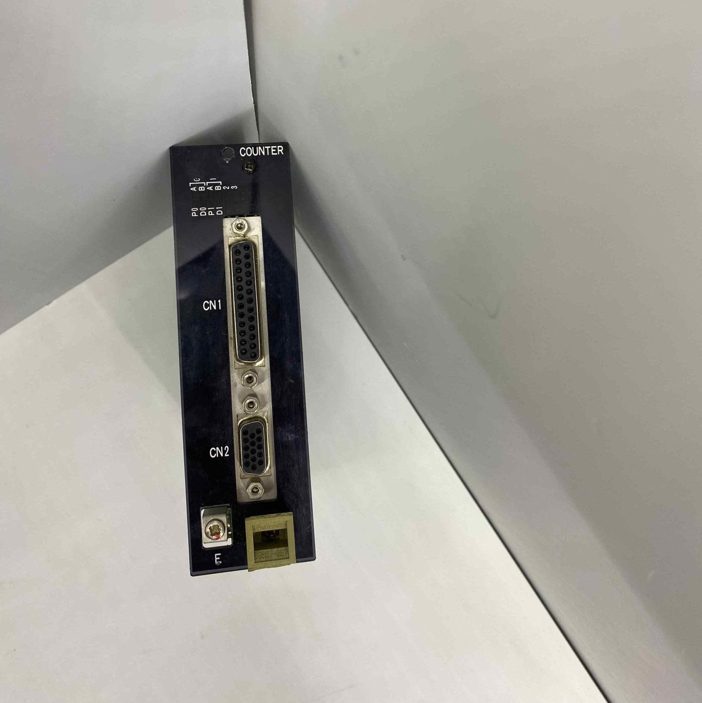 YKK R03022-EX0100-02 COUNTER PLC