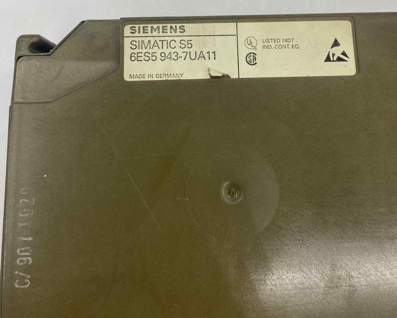 SIEMENS 6ES5 943-7UA11  PLC