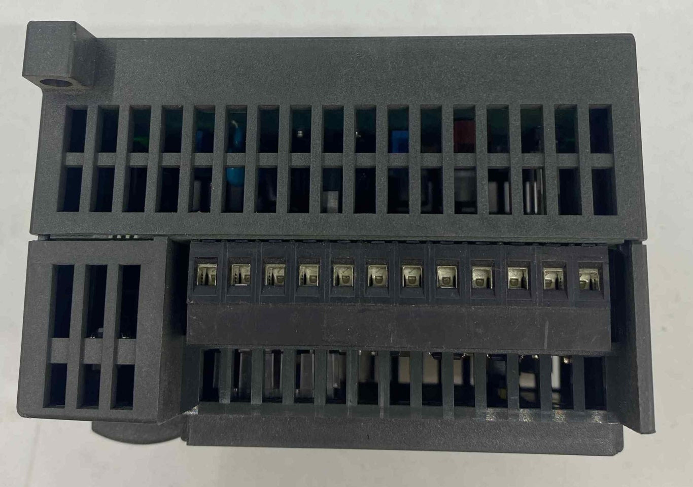SIEMENS 6ES7 211-0AA23-0XB0 6ES7211-0AA23-0XB0  PLC MODUL
