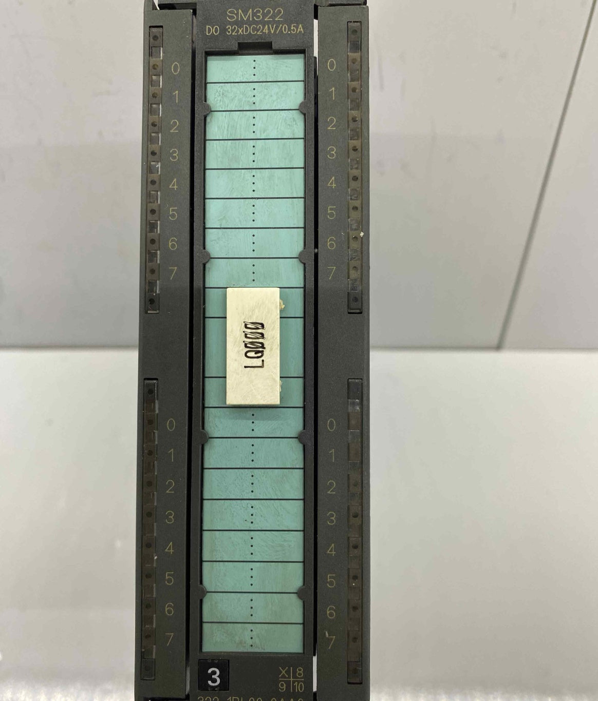 SIEMENS 6ES7 322-1BL00-0AA0 6ES7322-1BL00-0AA0  PLC MODUL