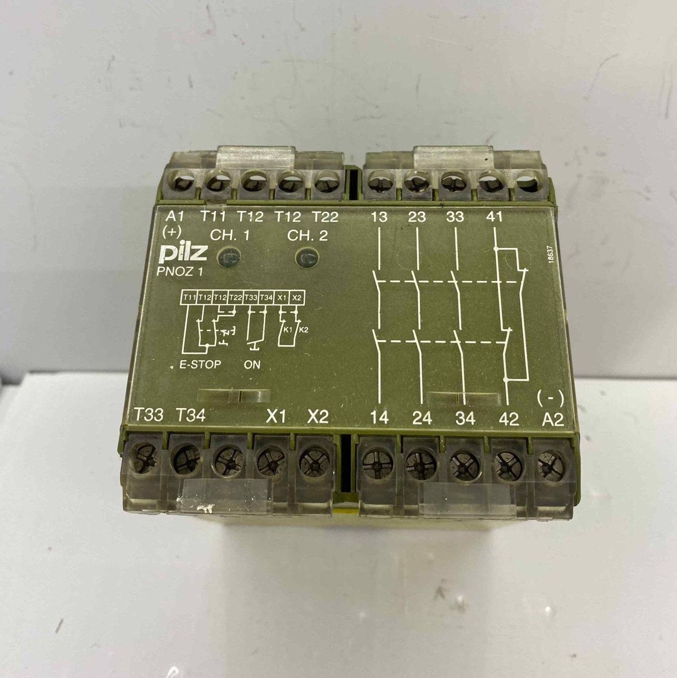 PILZ PNOZ 1 24VDC 3S/1Ö 475695 EMNİYET RÖLESİ