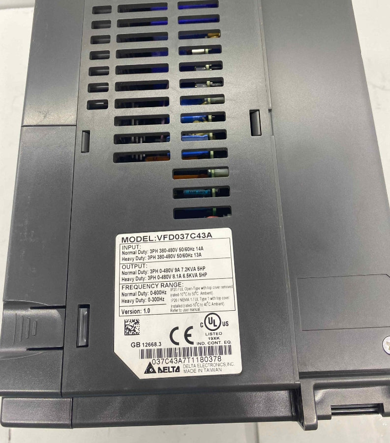 DELTA VFD037C43A  3.7KW 380V KABLO SÖKÜM  SÜRÜCÜ