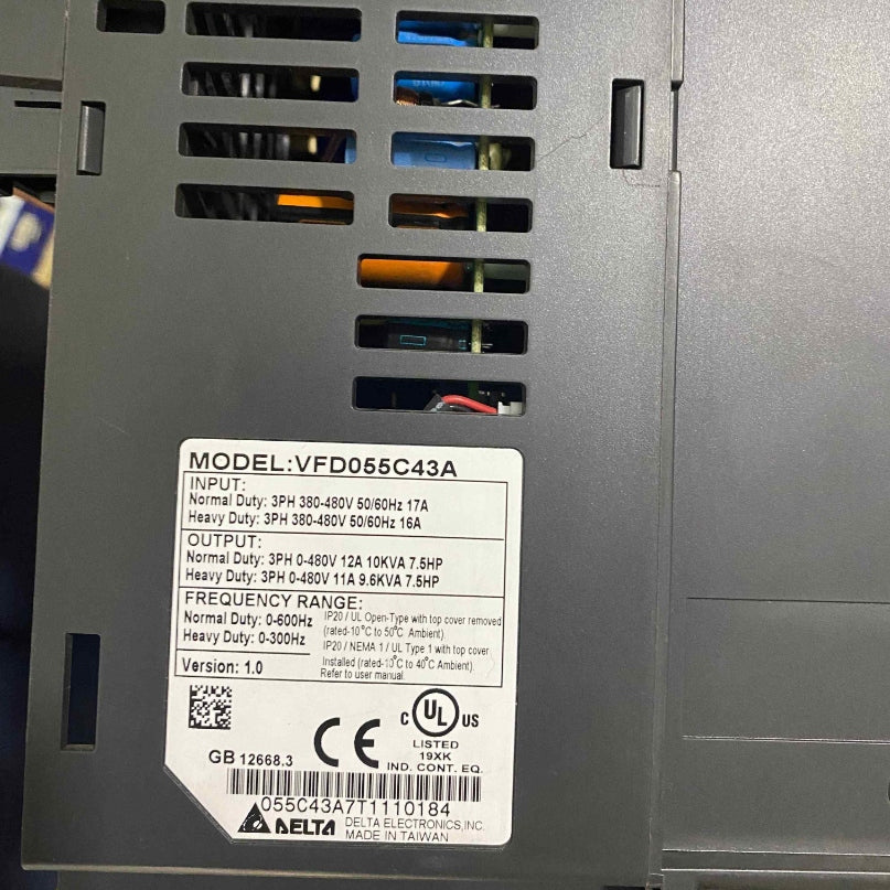 DELTA VFD055C43A  5.5KW 380V  SÜRÜCÜ