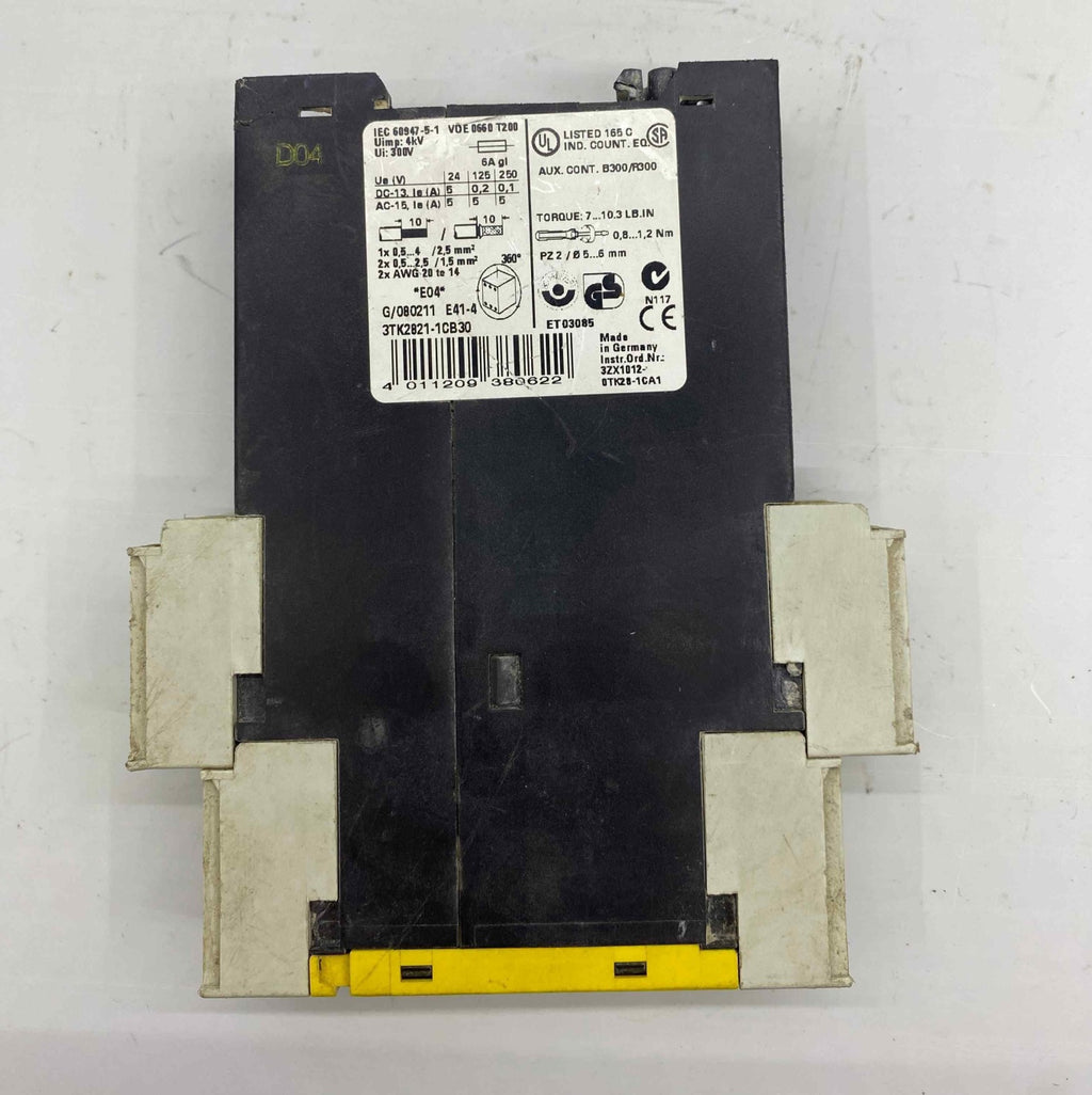 SIEMENS 3TK2821-1CB30  EMNİYET RÖLESİ