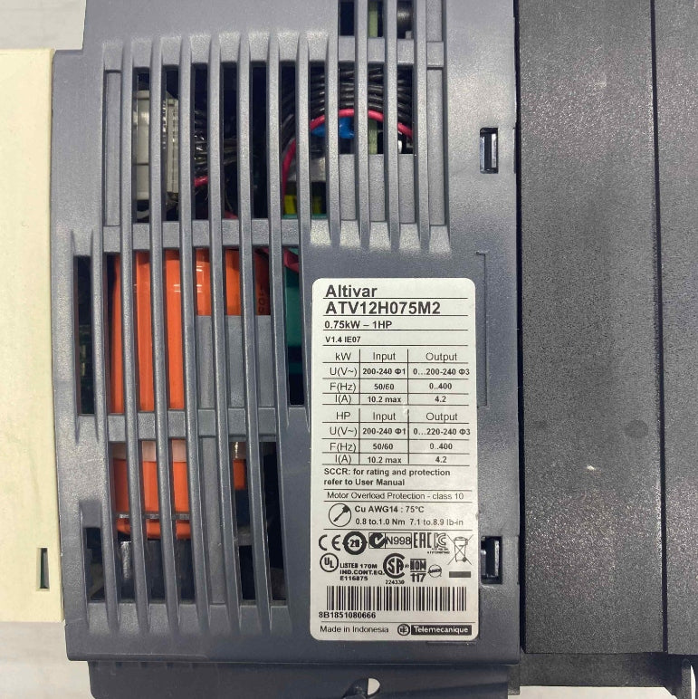 TELEMECANİQUE ATV12H055M2  0.55KW 240V KABLO SÖKÜM  SÜRÜCÜ