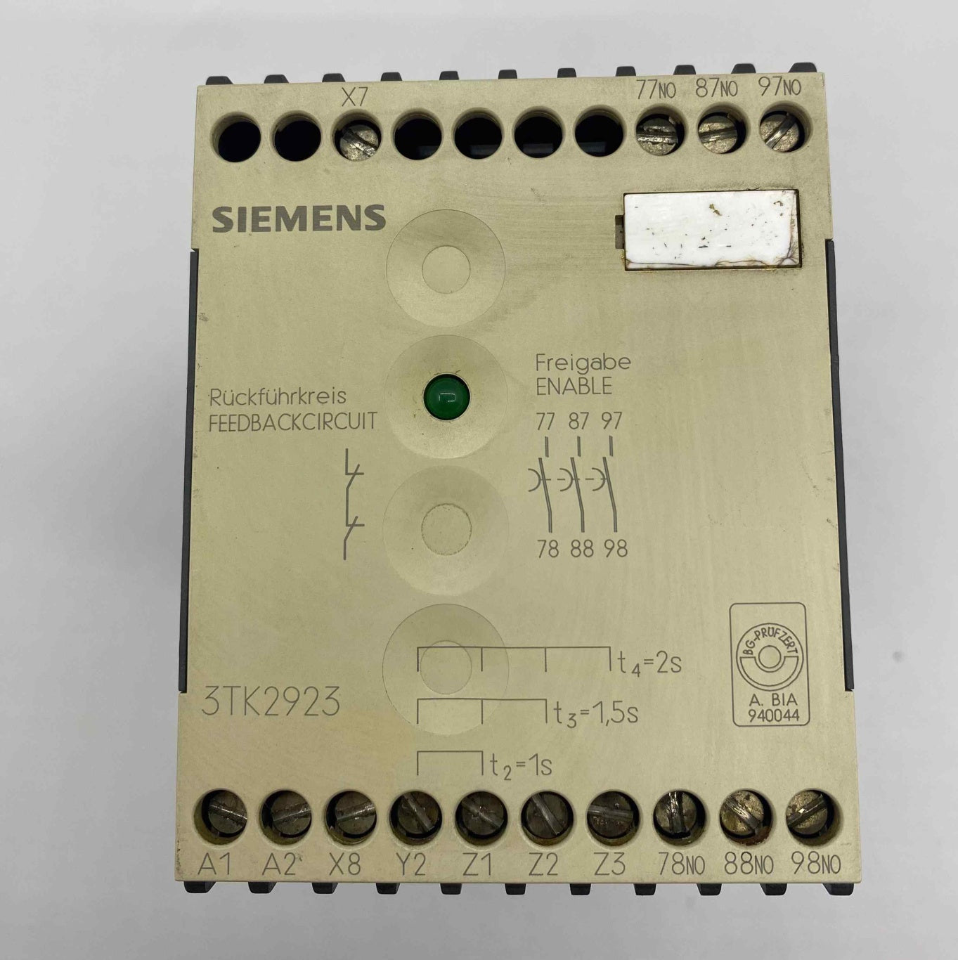 SIEMENS 3TK2923-0AG2  EMNİYET RÖLESİ