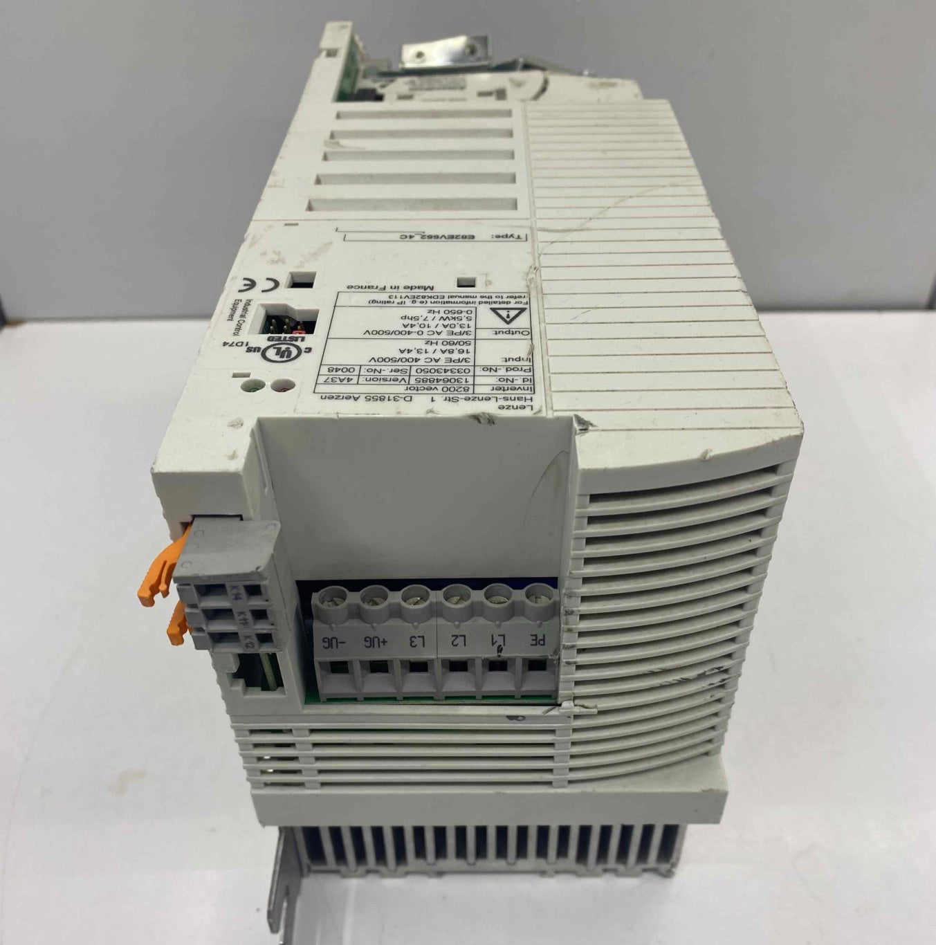 LENZE E82EV552-4C  5.5KW 380V TEST YAPILDI   SERVO SÜRÜCÜ
