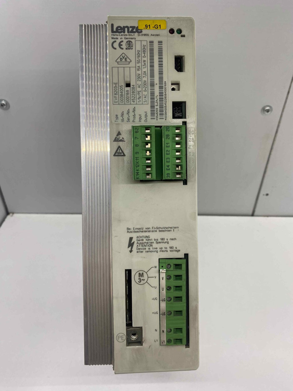LENZE EVF8203-2 1.5KW 230V SÜRÜCÜ