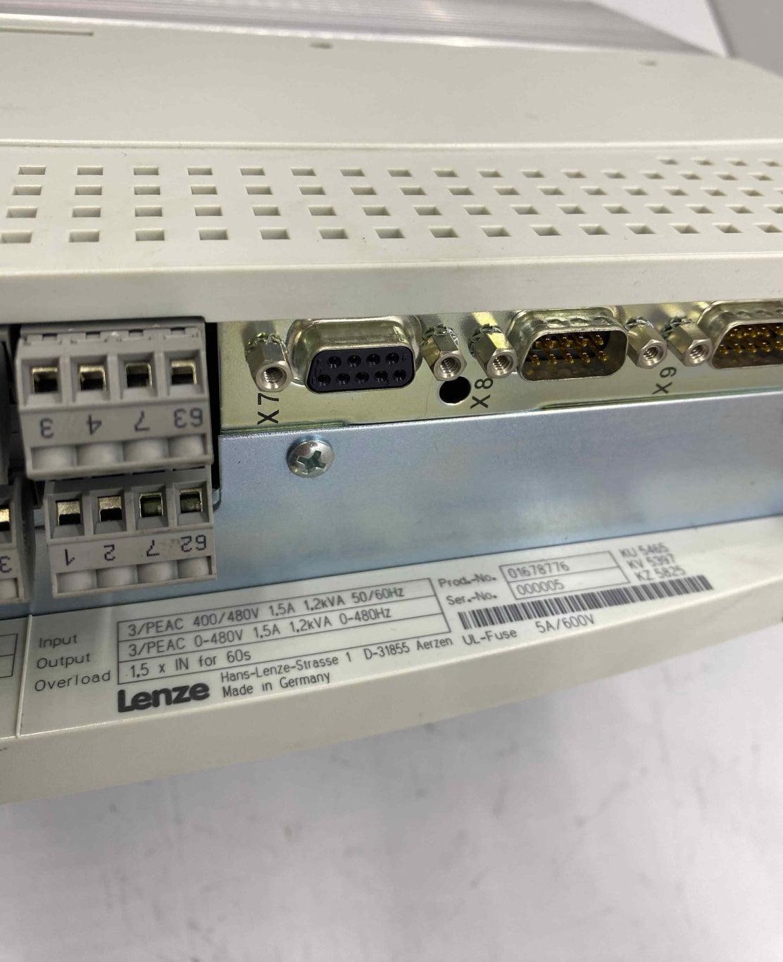LENZE EVS9321-ES 0.55KW 380V SERVO SÜRÜCÜ