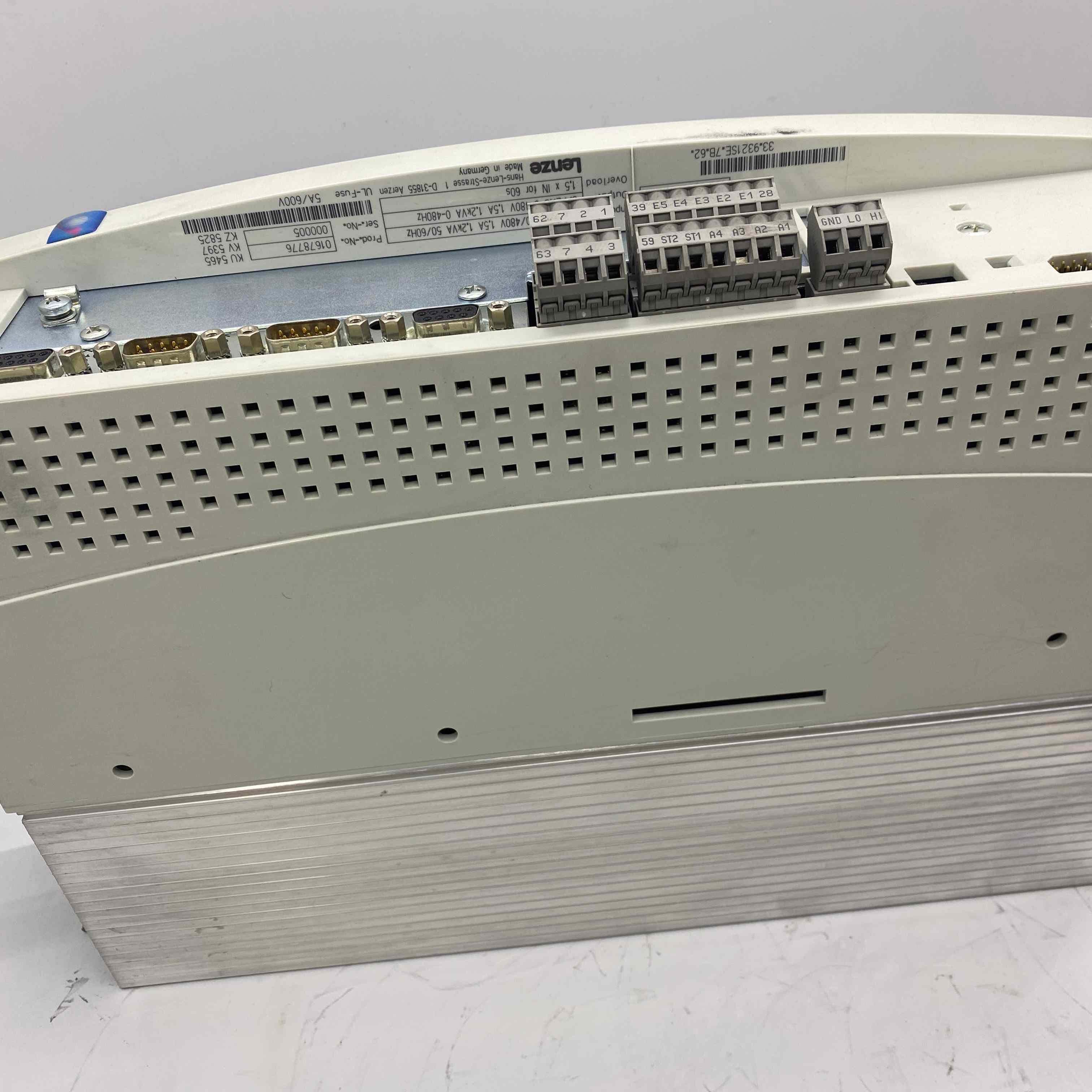 LENZE EVS9321-ES 0.55KW 380V SERVO SÜRÜCÜ
