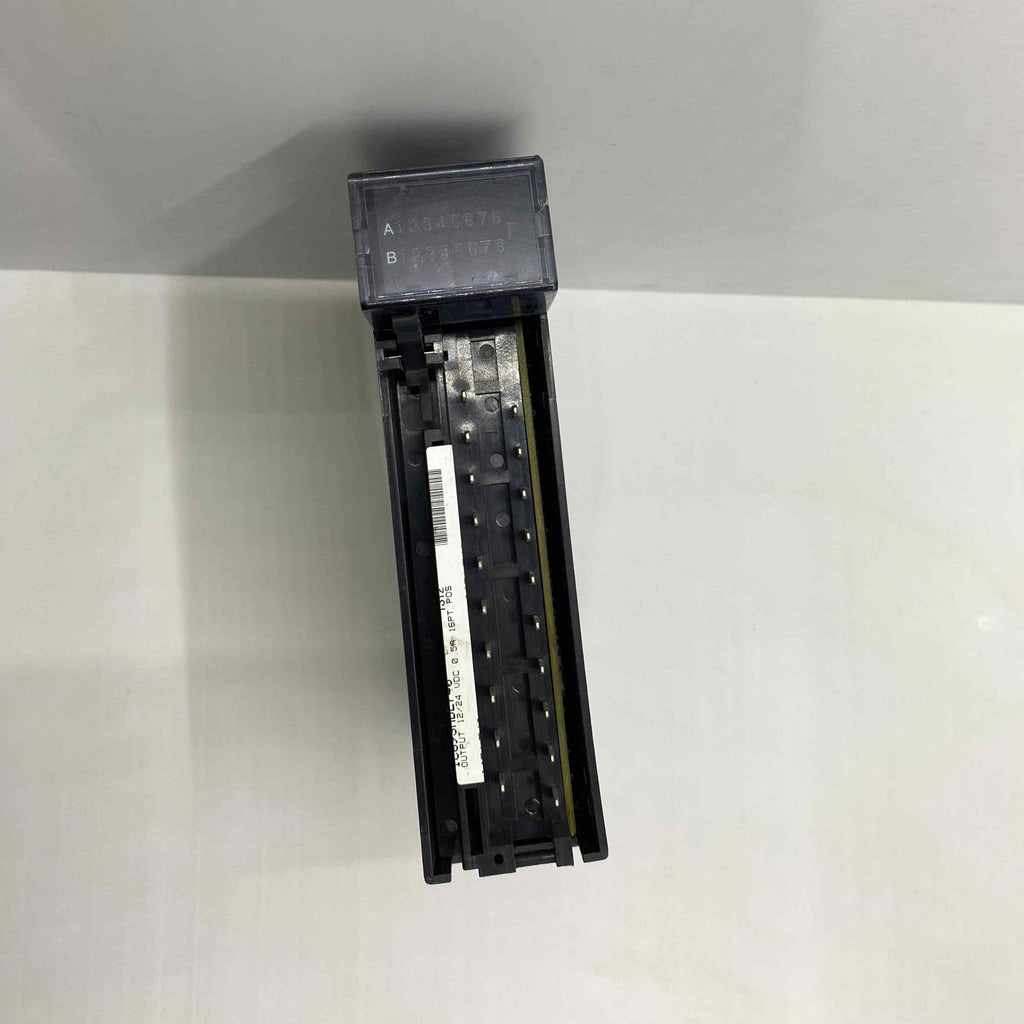 GE FANUC IC693MDL740K  PLC