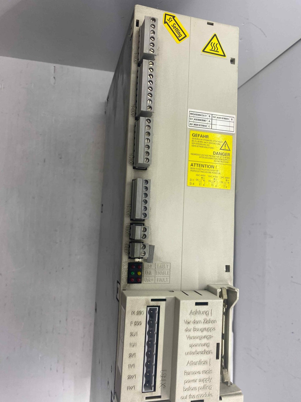SIEMENS 6SN1145-1AA01-0AA2 10/25KW SERVO SÜRÜCÜ