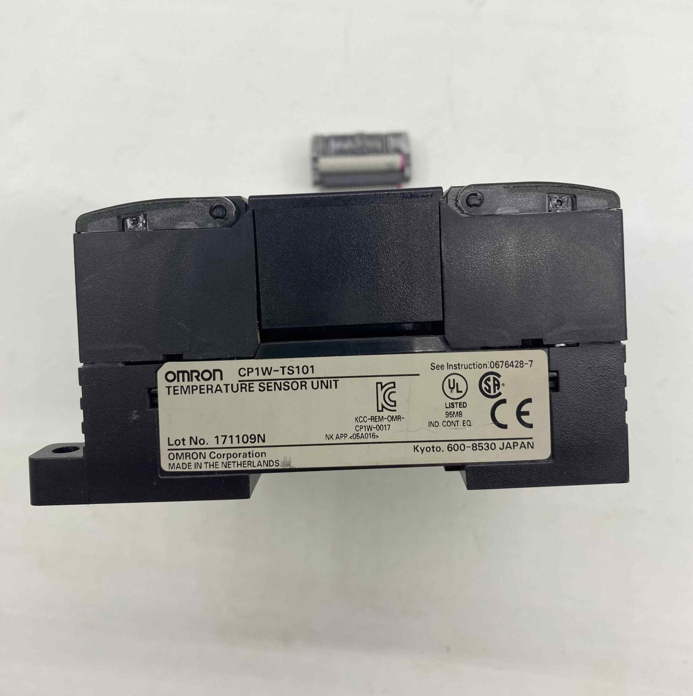 OMRON CP1W-TS101  PLC