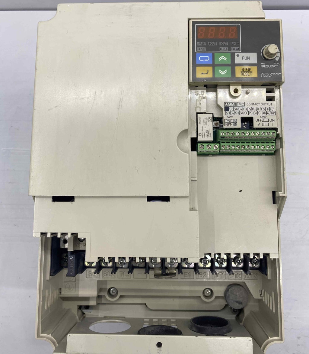 YASKAWA CIMR-V7AZ45P5 11KW 380V SÜRÜCÜ