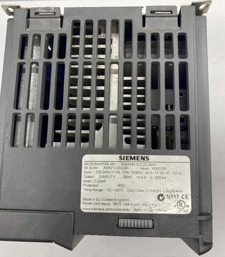 SIEMENS 6SE6440-2UC22-2BA1 2.2KW 220V SÜRÜCÜ