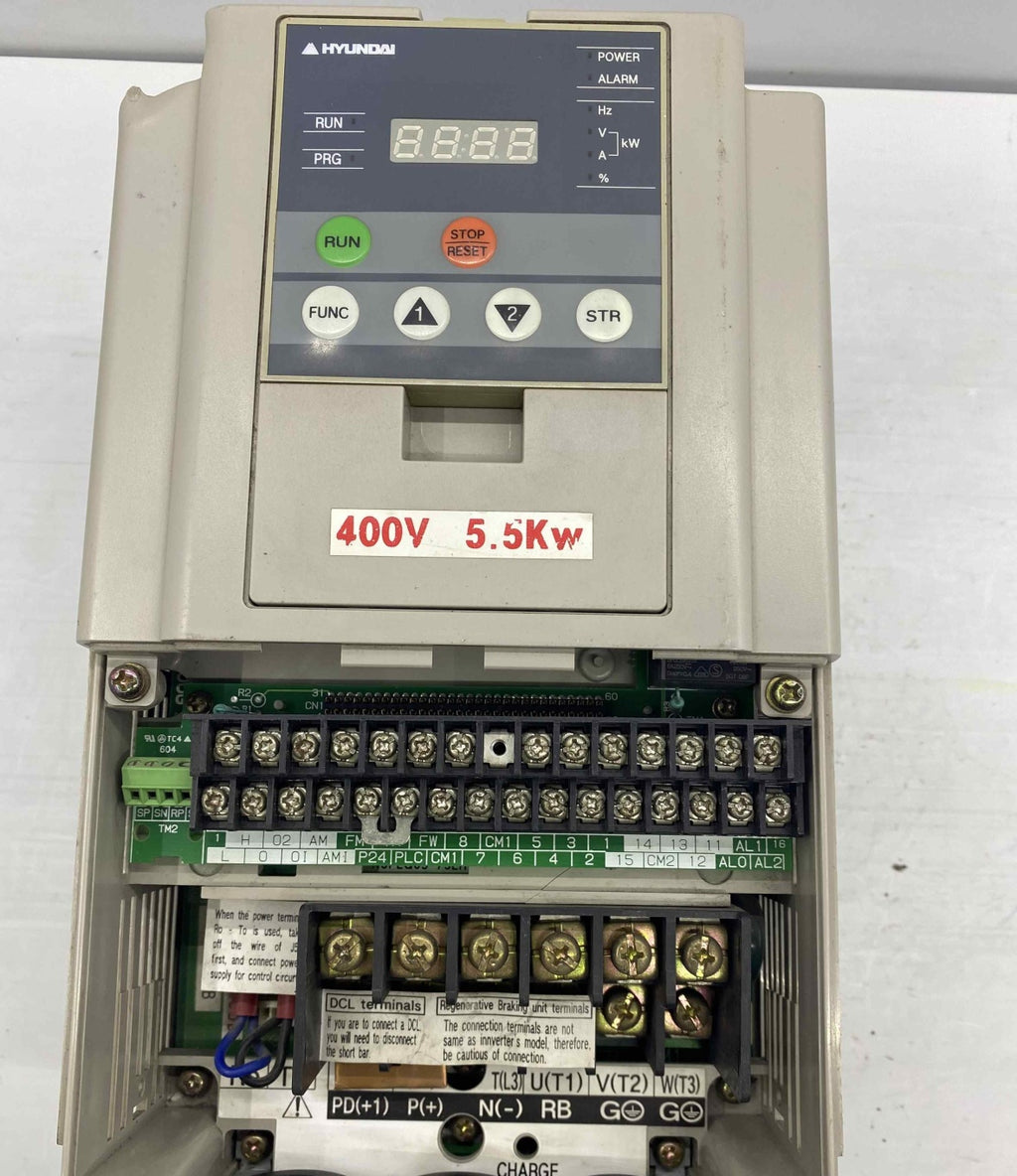 HYUNDAI N300-055HFP 5.5KW 380V SÜRÜCÜ