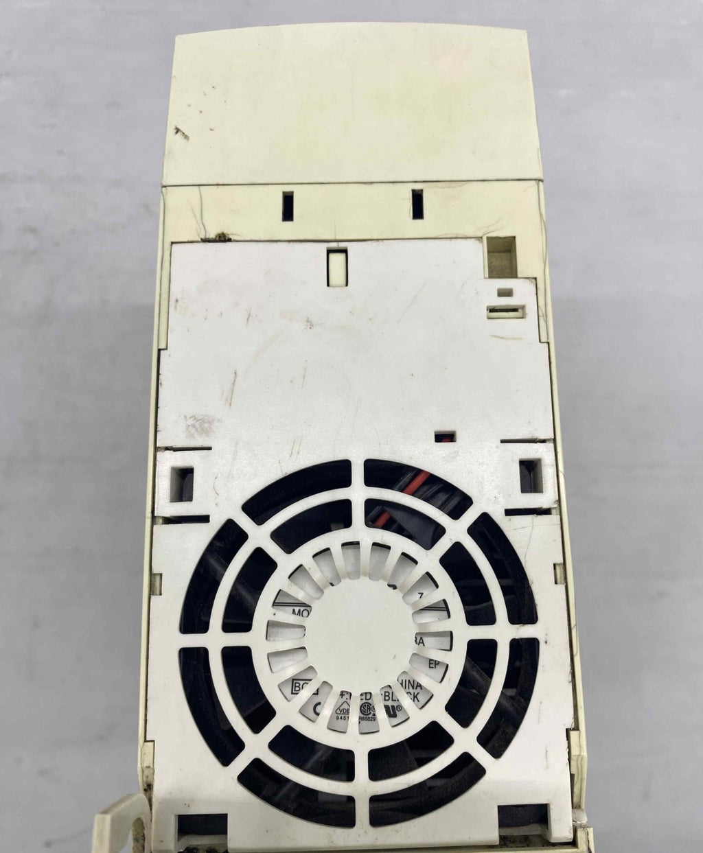 ABB ACS350-03E-05A6-4 2.2KW 380V SÜRÜCÜ