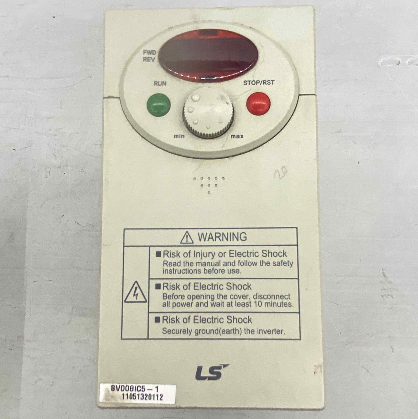 LS SV008İC5-1 0.75KW 220V SÜRÜCÜ