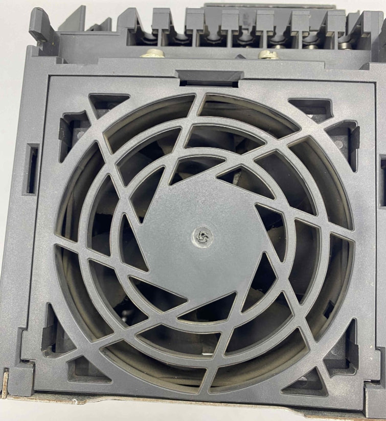 SIEMENS 6SE6440-2UD23-0BA1 3KW 380V SÜRÜCÜ