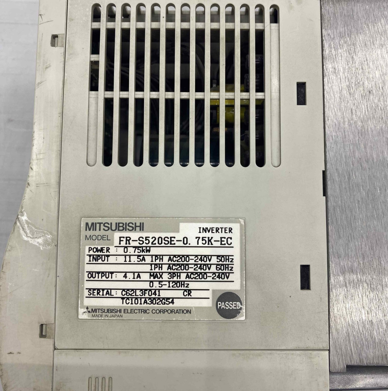 MITSUBISHI FR-S520SE-0.75K-EC  0.75KW 220V  SÜRÜCÜ