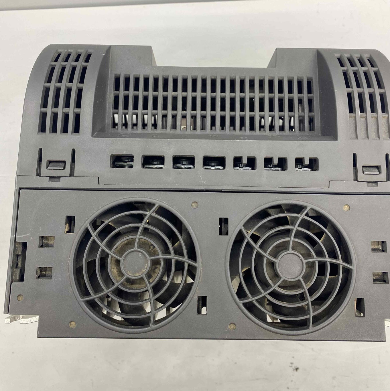 SIEMENS 6SL3210-5BE27-5UV0 7.5KW 380V SÜRÜCÜ