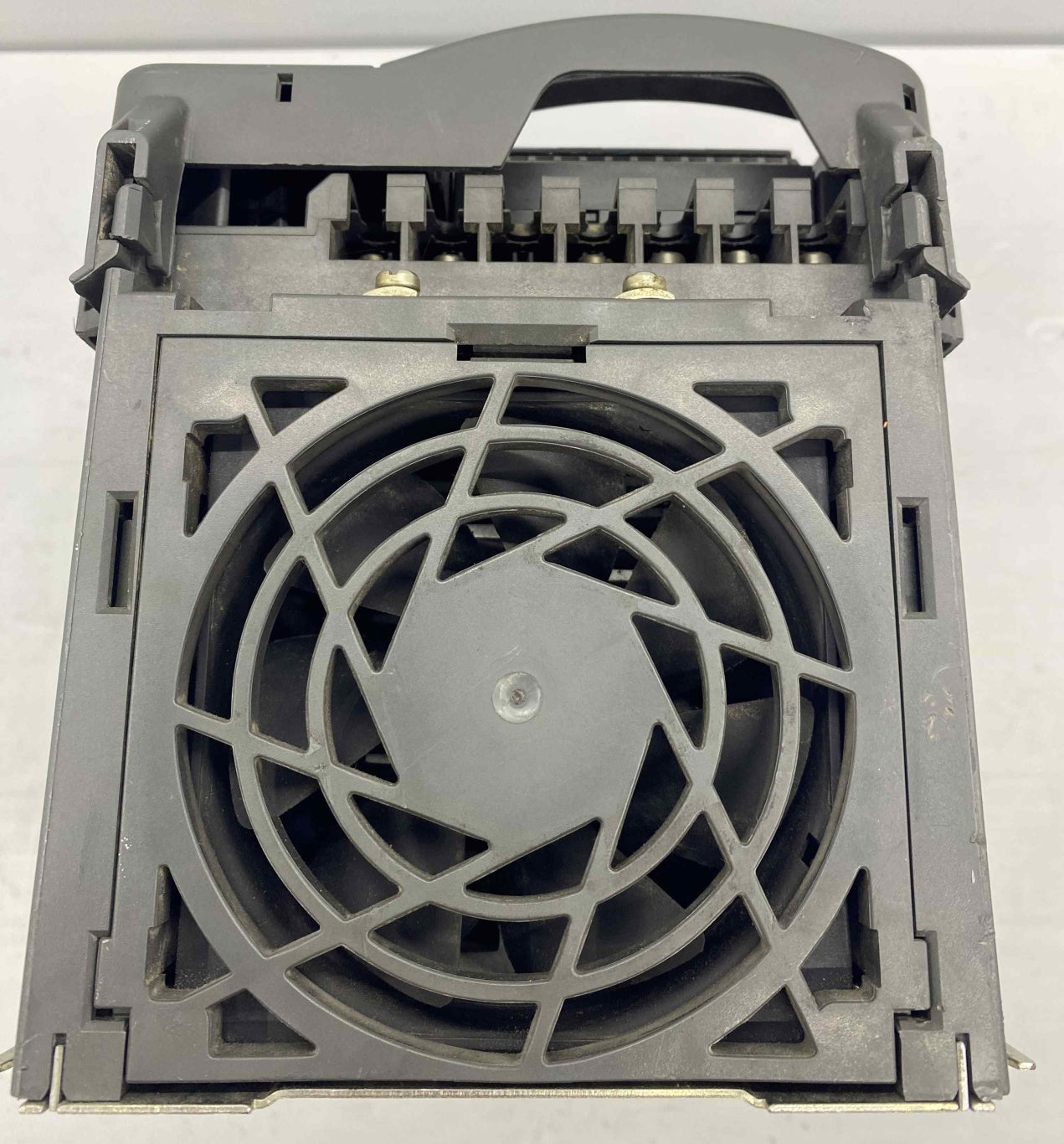 SIEMENS 6SE6440-2UC21-1BA1 1.1KW 220V SÜRÜCÜ