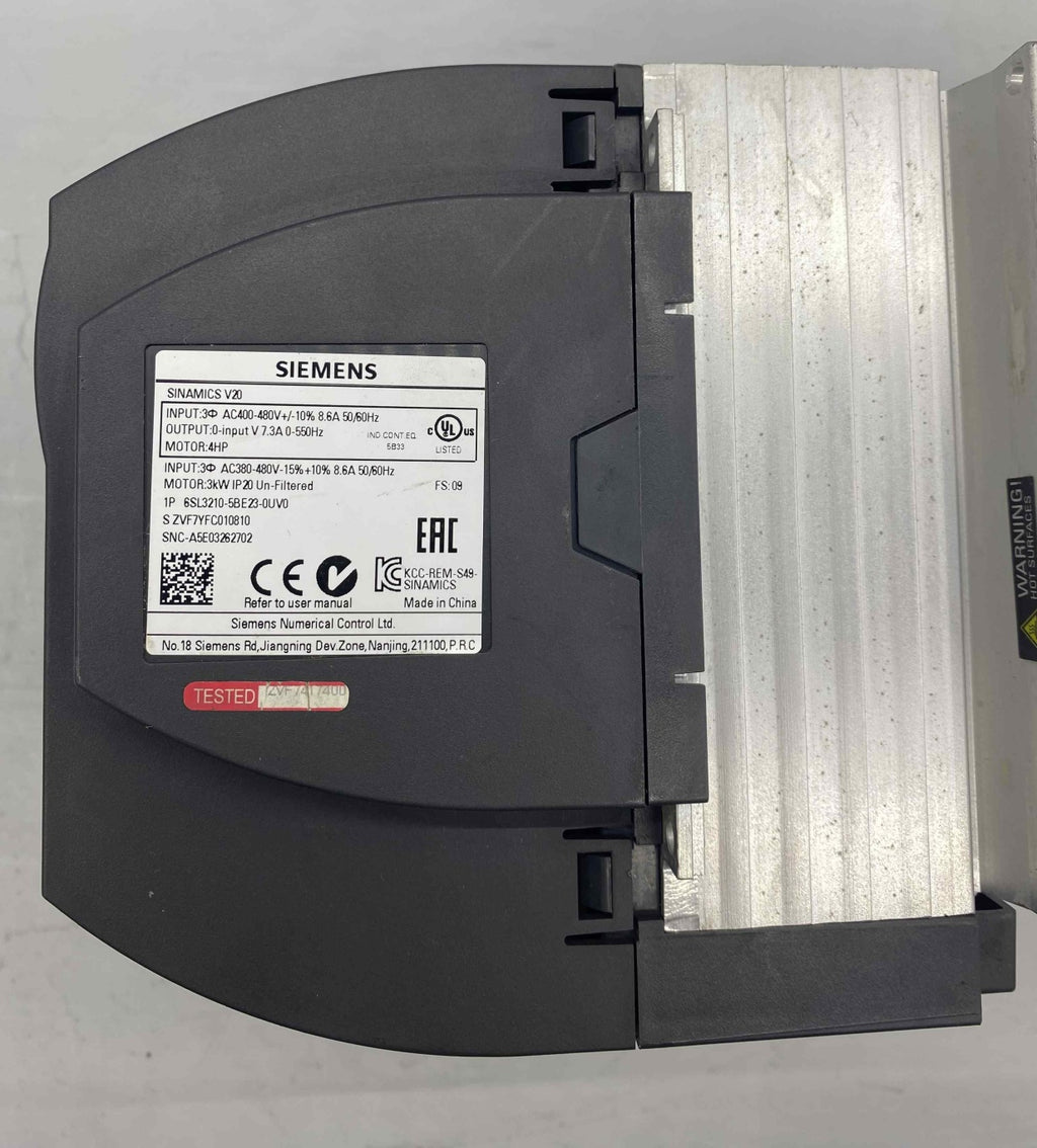 SIEMENS 6SE3 210-5BE23-0UV0 6SE3210-5BE23-0UV0 3KW 380V  SÜRÜCÜ
