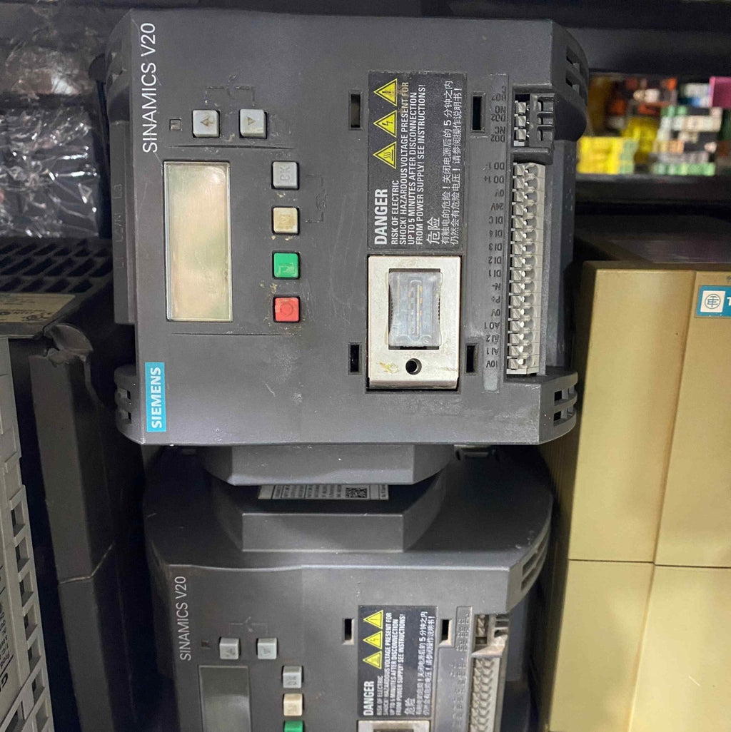 SIEMENS 6SE3 210-5BE23-0UV0 6SE3210-5BE23-0UV0 3KW 380V  SÜRÜCÜ