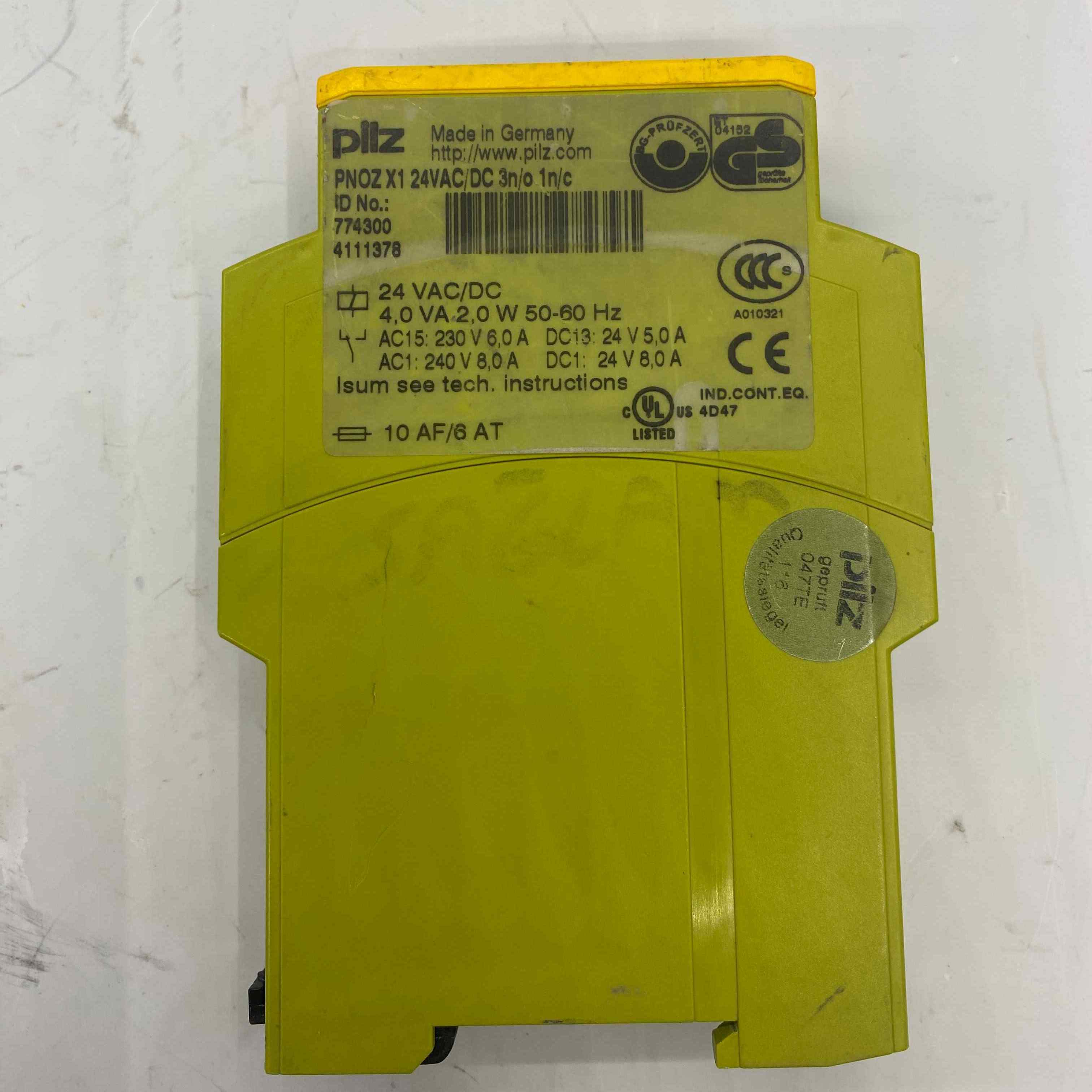 PILZ PNOZ X1 24VAC/DC 3N/0 1N/C  EMNİYET RÖLESİ