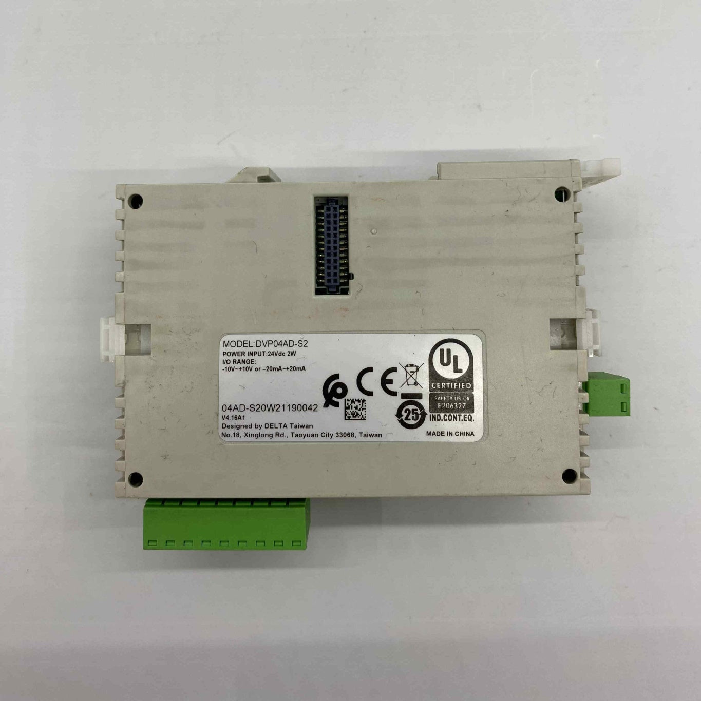 DELTA DVP-04AD  PLC