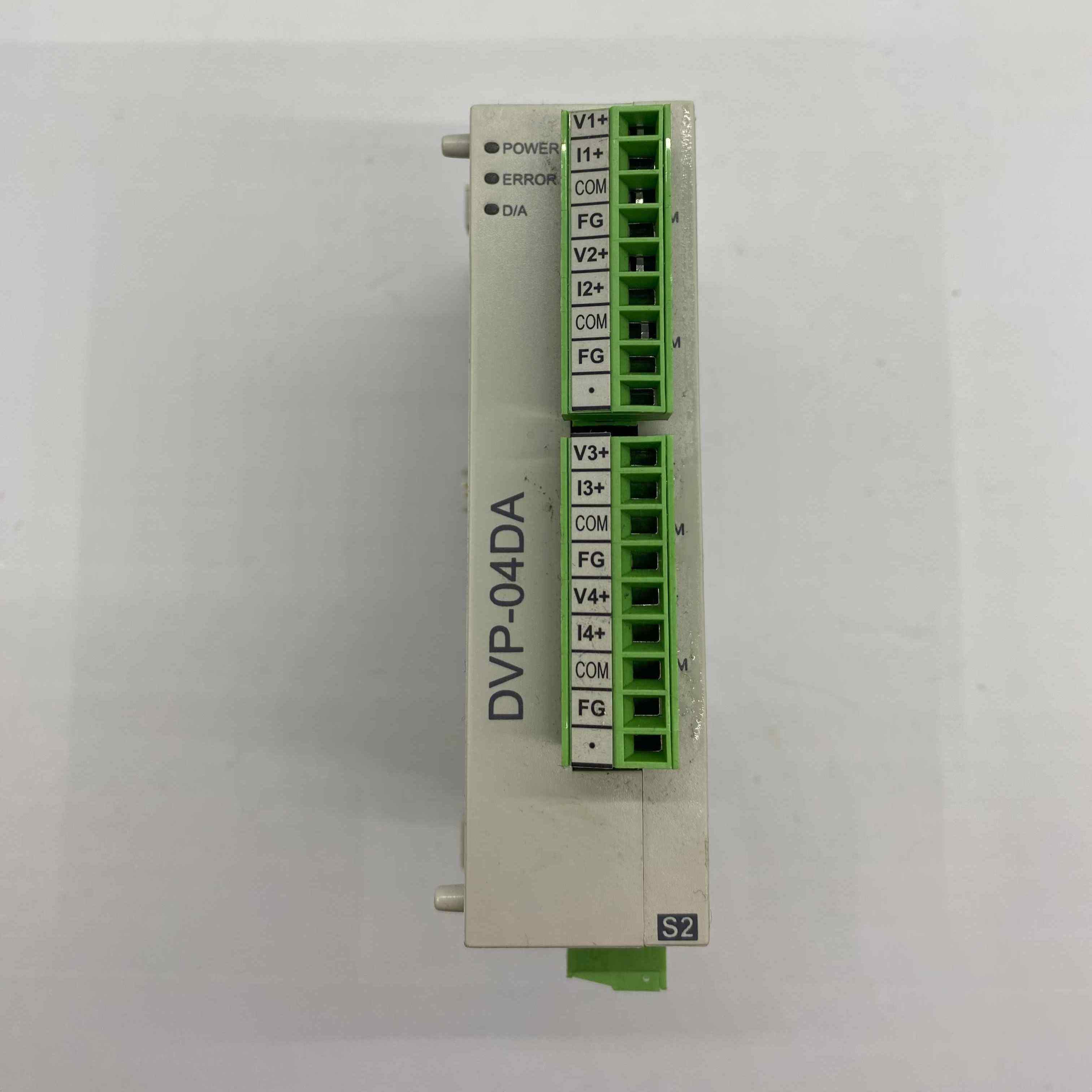 DELTA DVP-04DA DVP04DA-S2 PLC