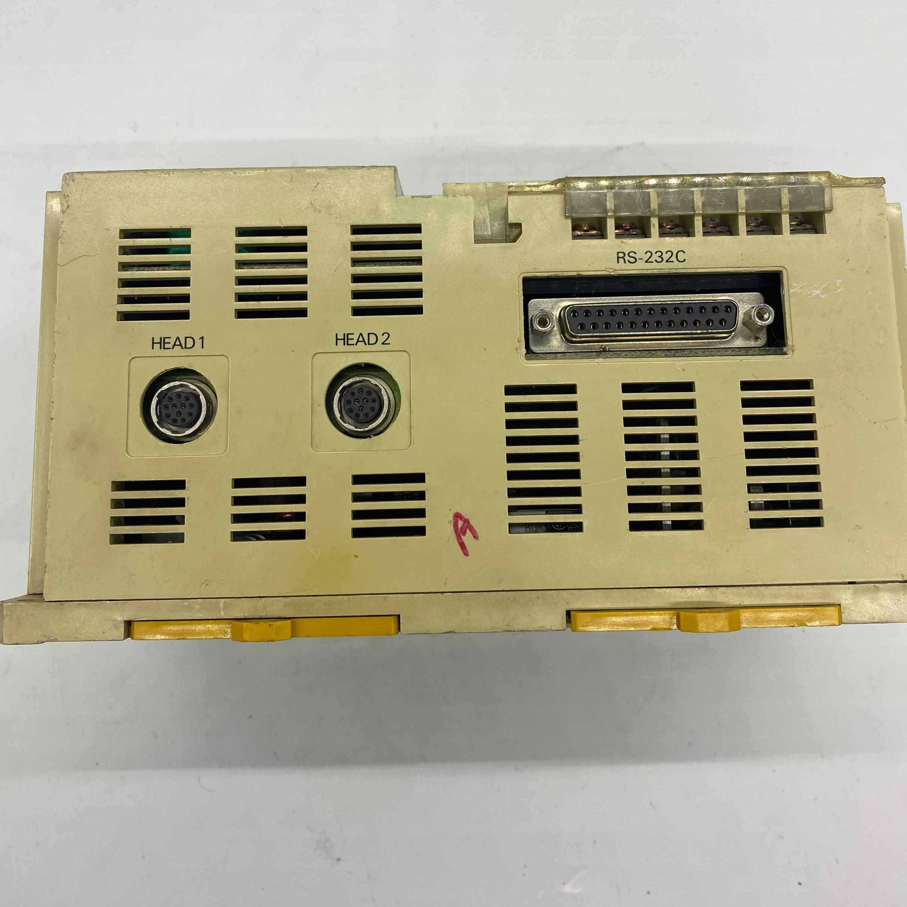 OMRON V600-CA1A-V2  IDENTI. SYS. CONT. PLC MODUL