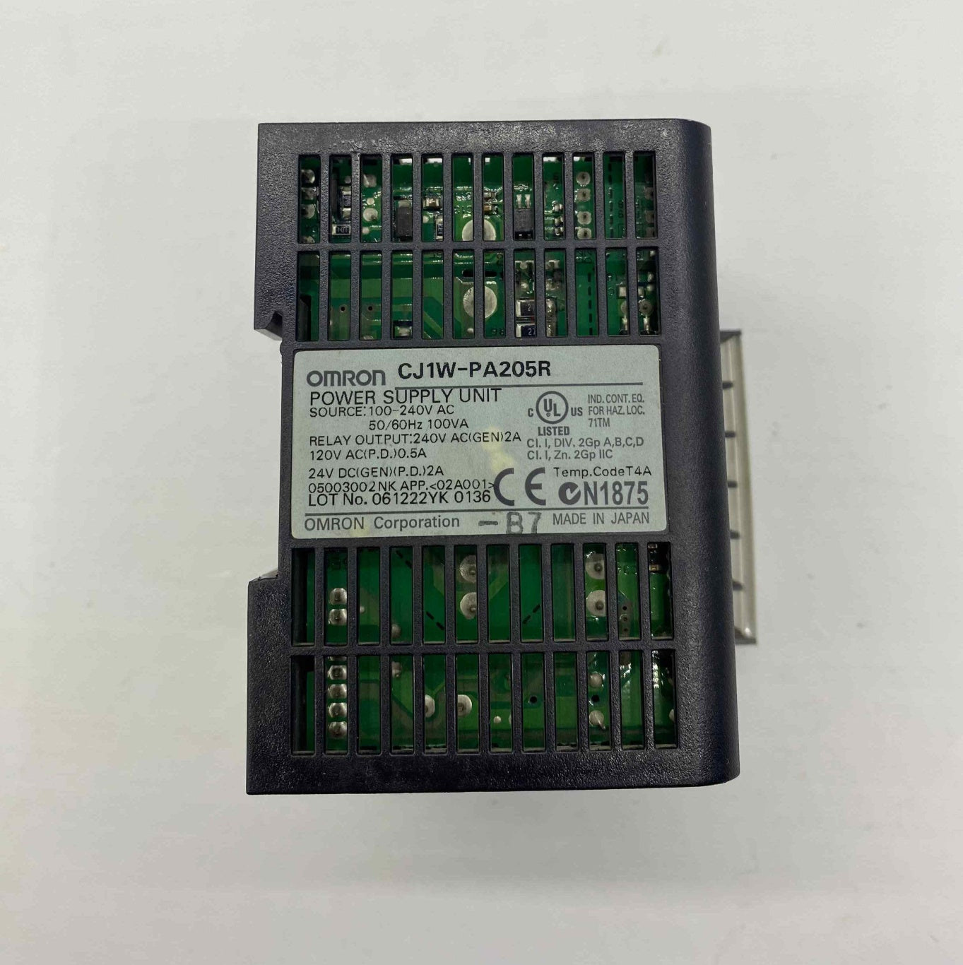 OMRON CJ1W-PA205R  PLC