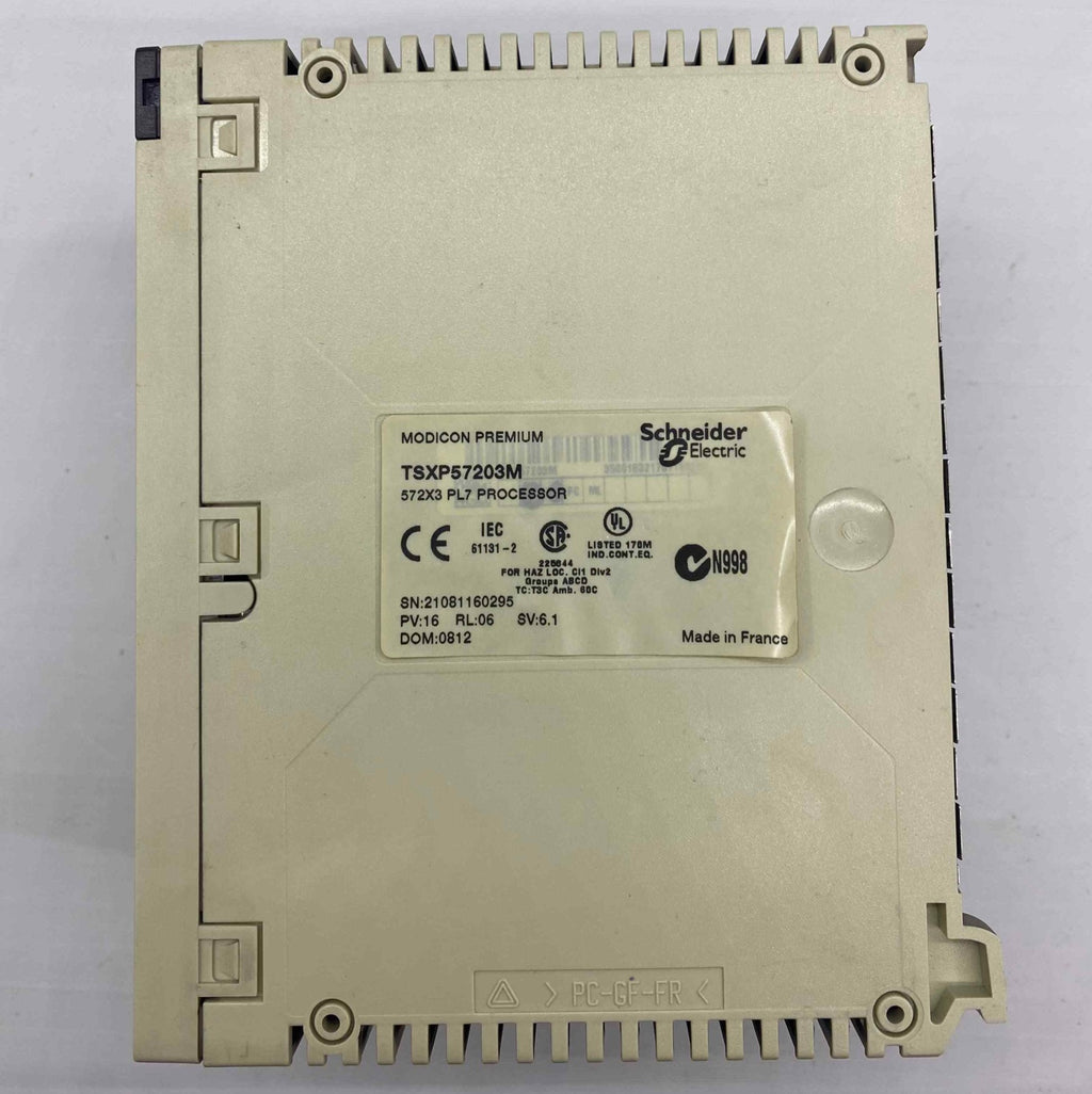 SCHNEİDER TSXP57203M  PLC