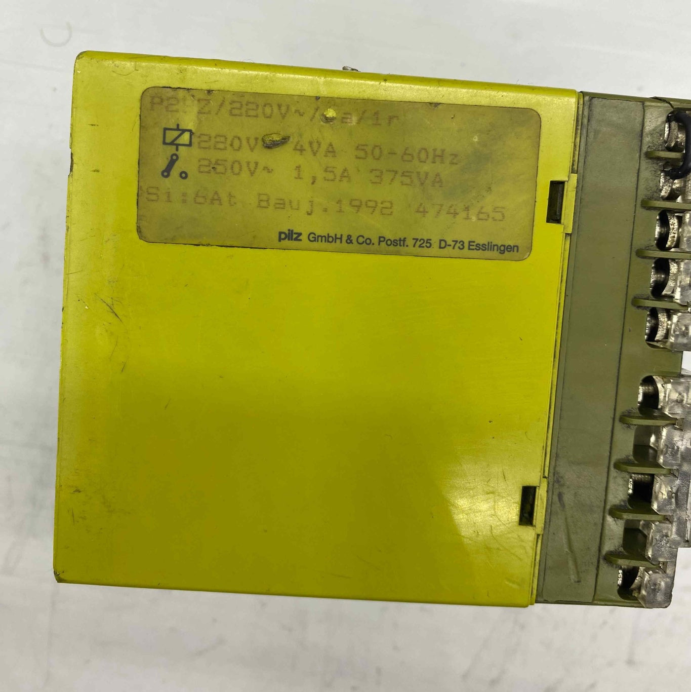 PILZ P2HZ 220V-1A-1R EMNIYET ROLESI 474165