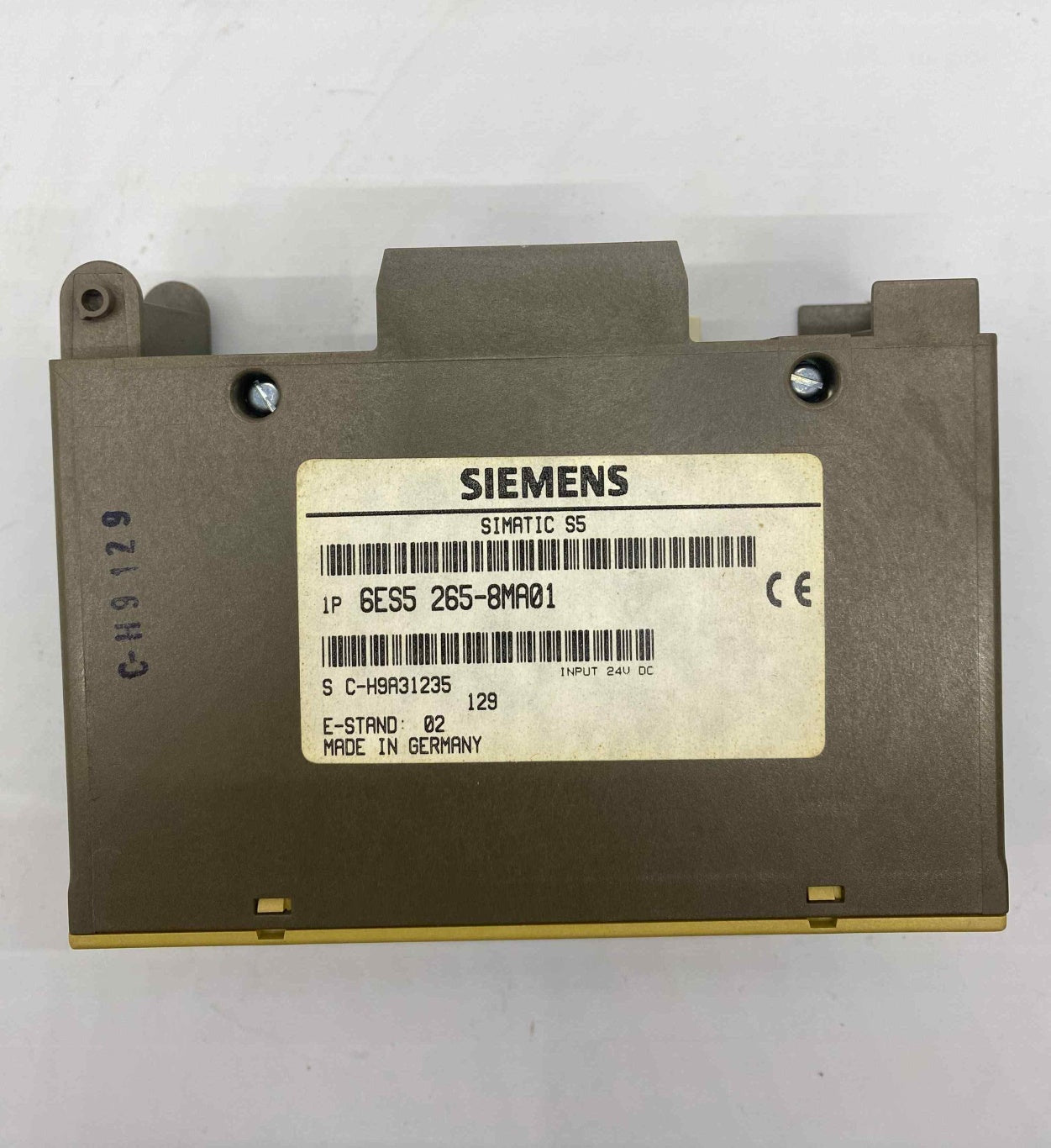 SIEMENS 6ES5 265-8MA01  PLC