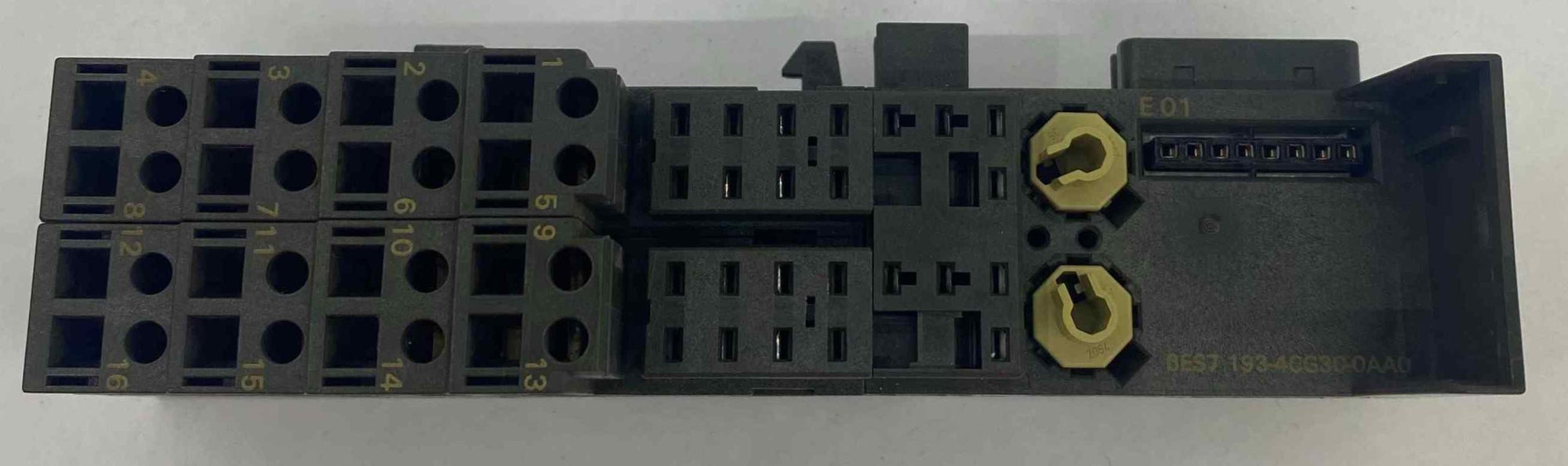 SIEMENS 6ES7193-4CG30-0AA0  PLC TERMİNAL BLOĞU