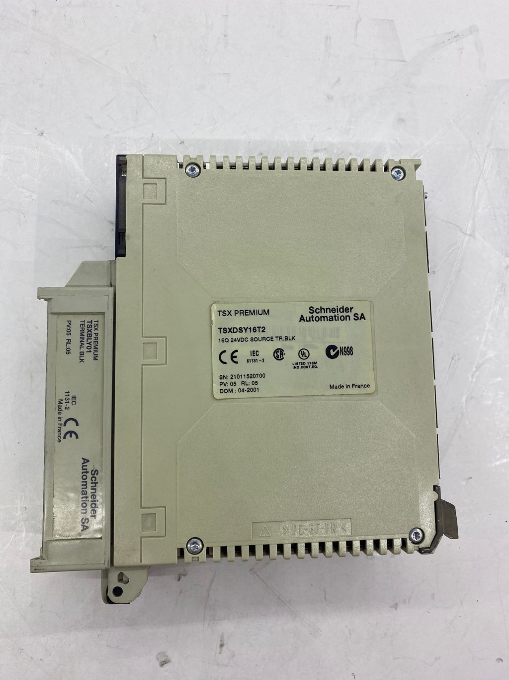 SCHNEİDER TSXDSY16T2  PLC