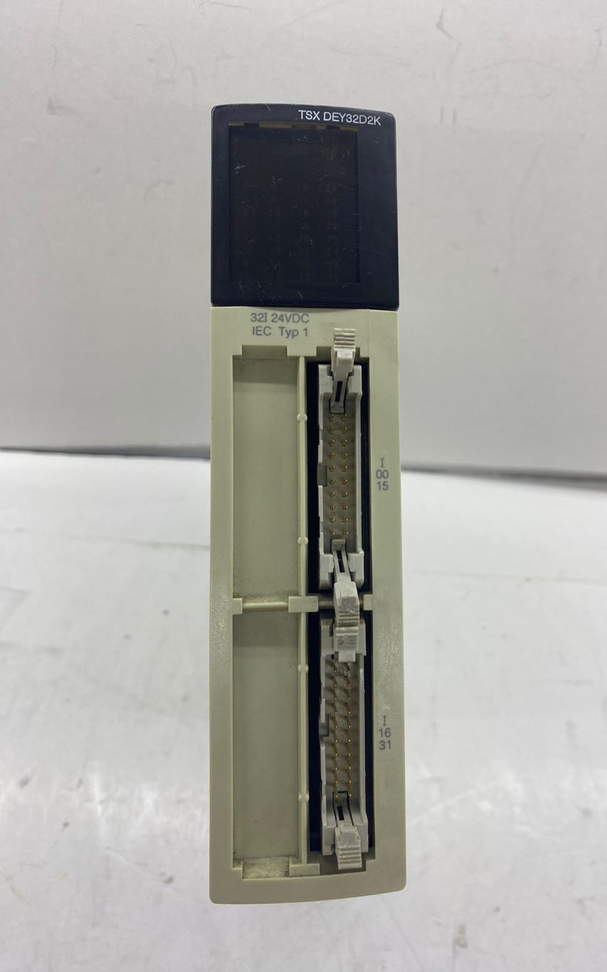 SCHNEİDER TSXDEY32D2K  PLC