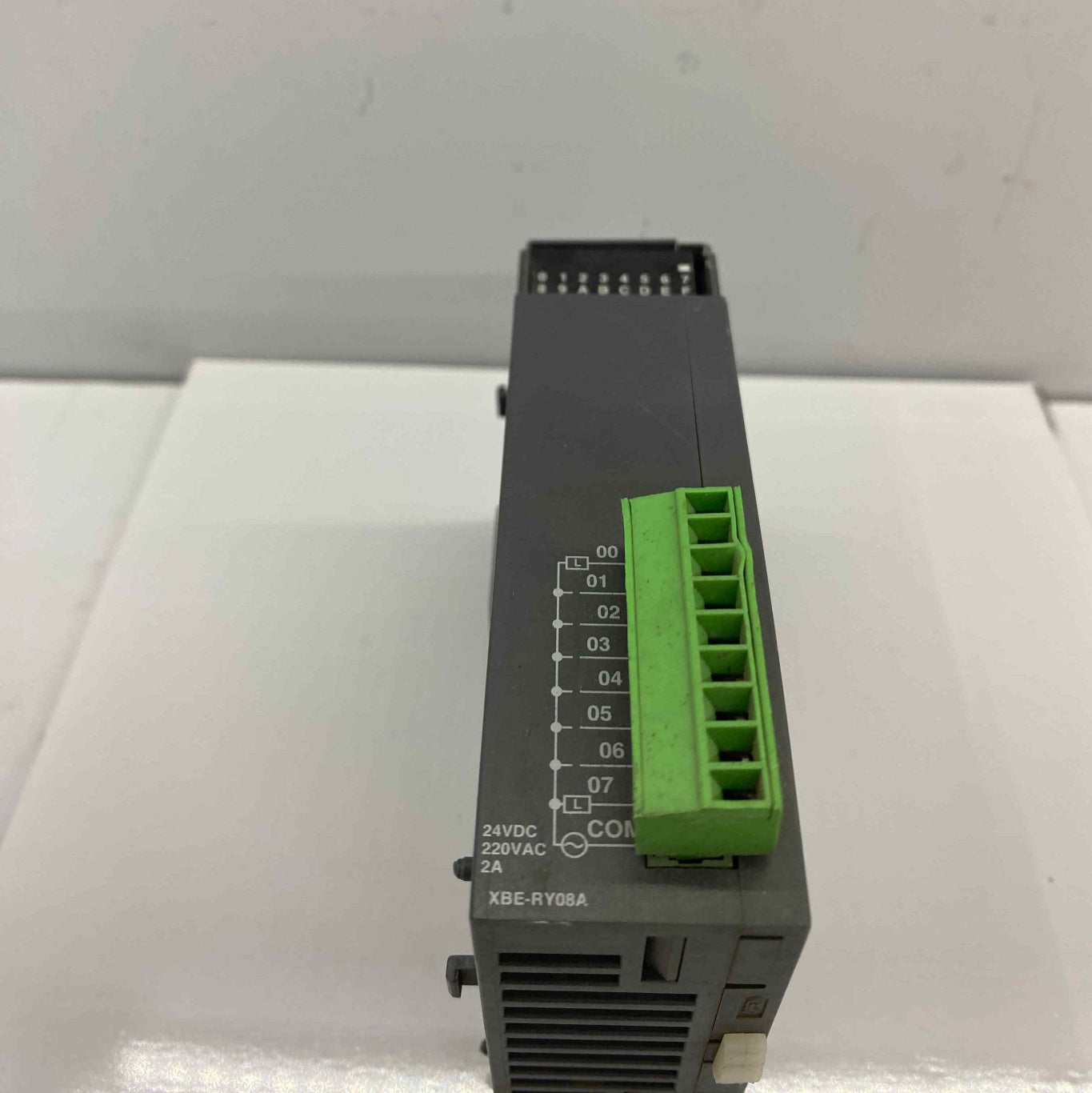 LS XBE-RY08A  DİGİTAL OUTPUT PLC MODUL