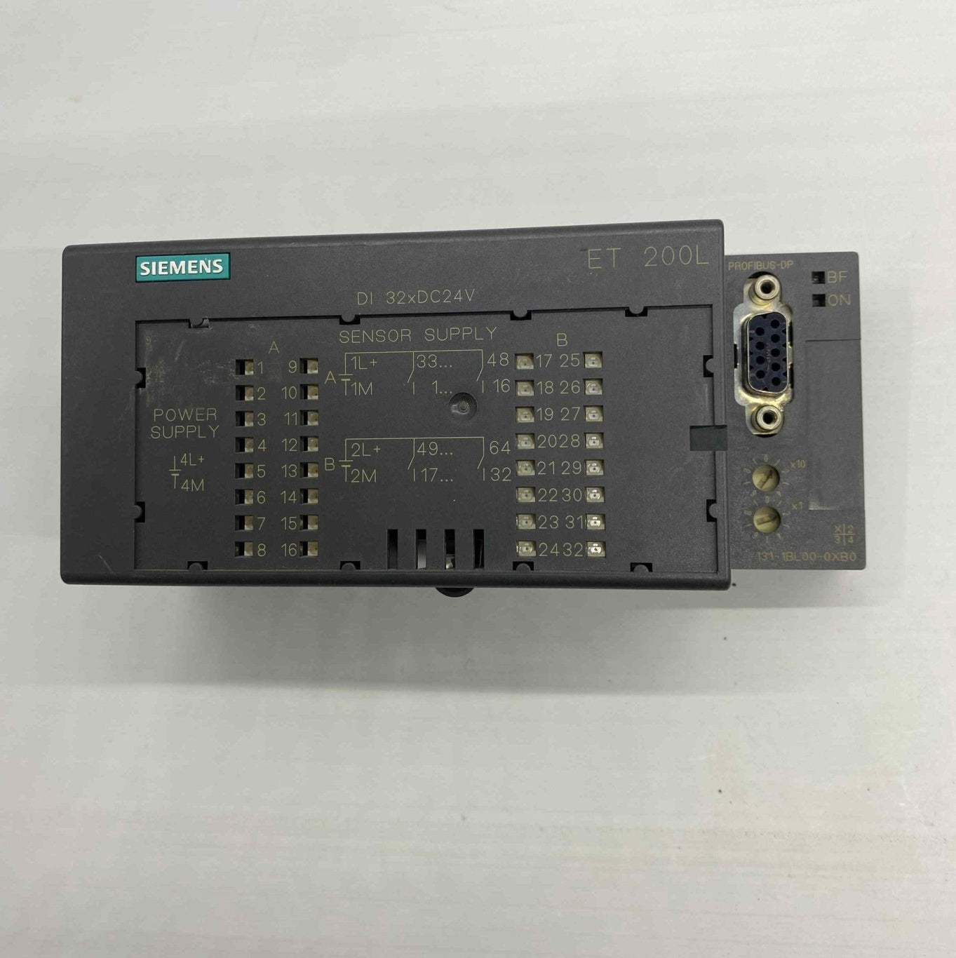 SIEMENS 6ES7 131-1BL00-0XB0  PLC