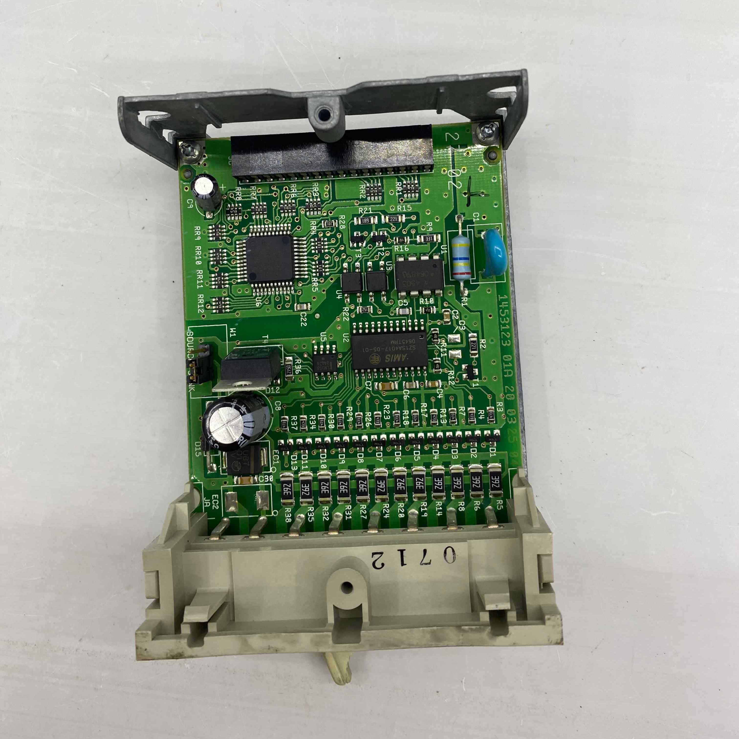 SCHNEİDER TSXDEZ12D2 INPUT MOD. PLC