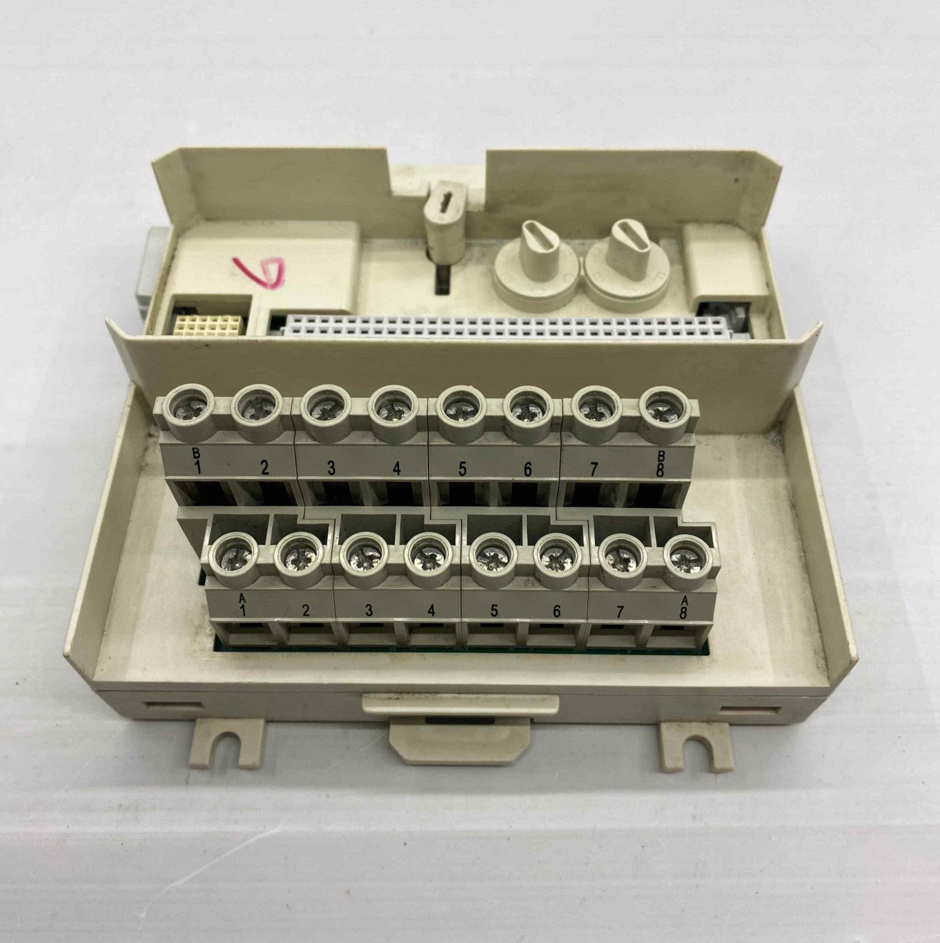ABB 3BSE013235R1  PLC TERMİNAL BLOĞU